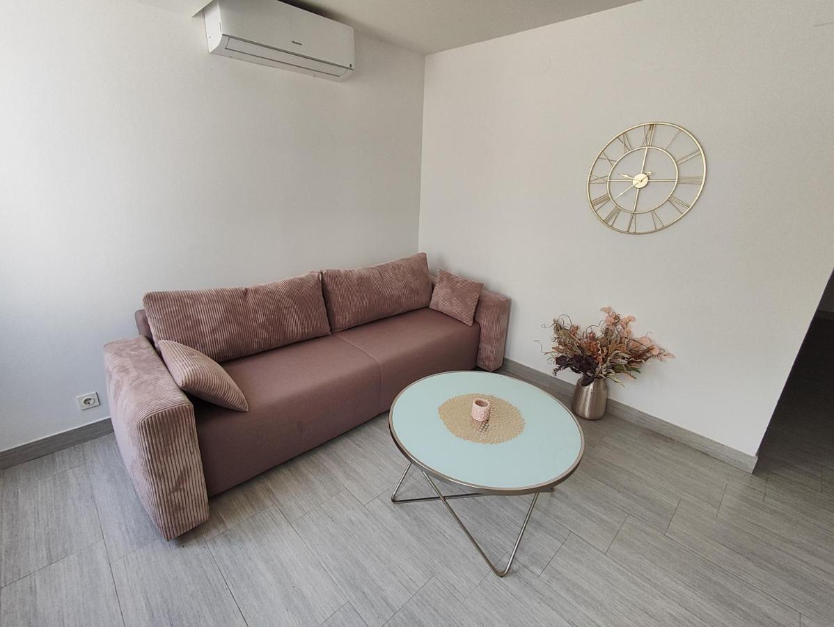 Zoric Apartments & Rooms 2 ดูบรอฟนิก ภายนอก รูปภาพ